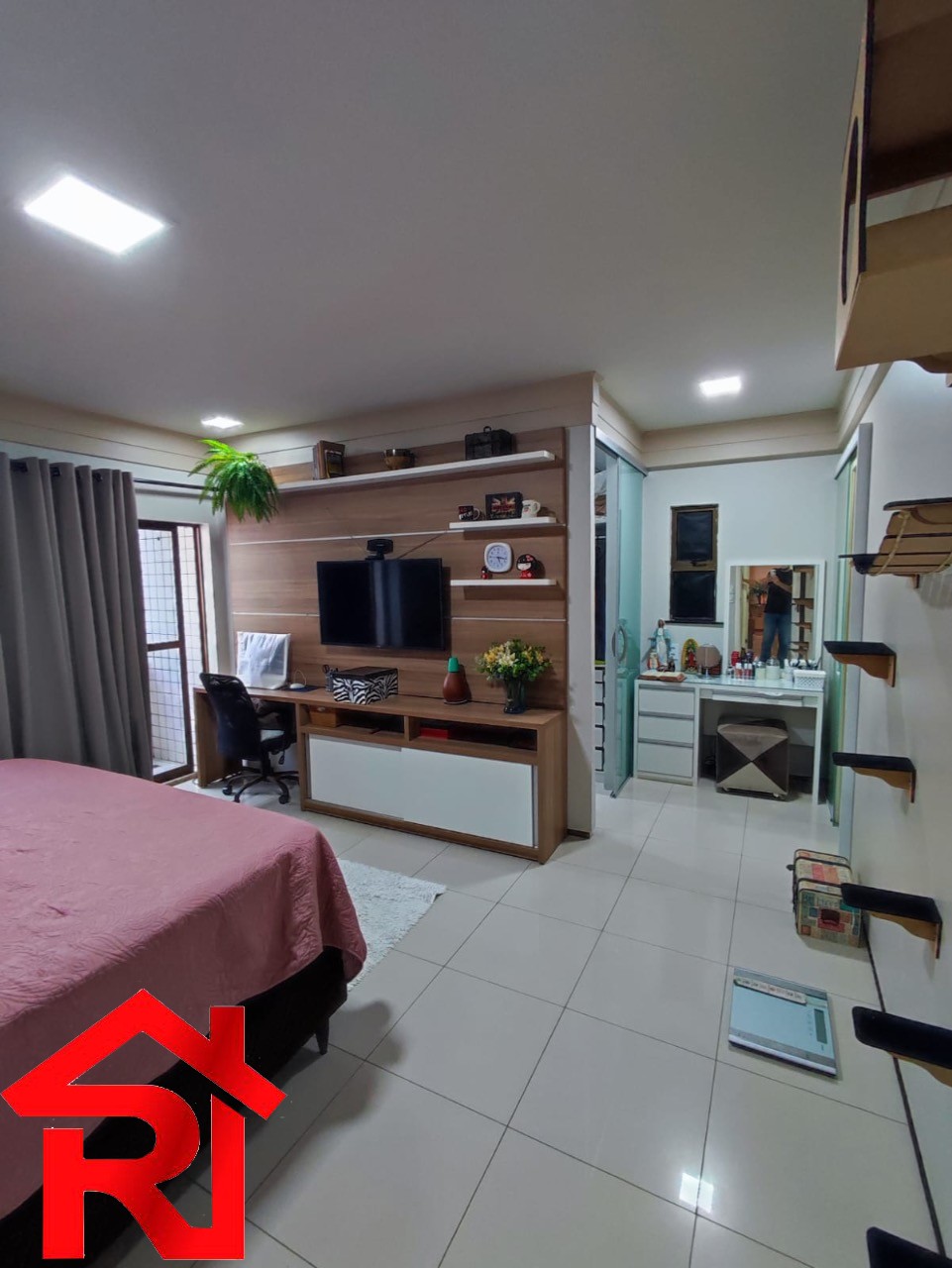 Apartamento à venda com 3 quartos, 117m² - Foto 9