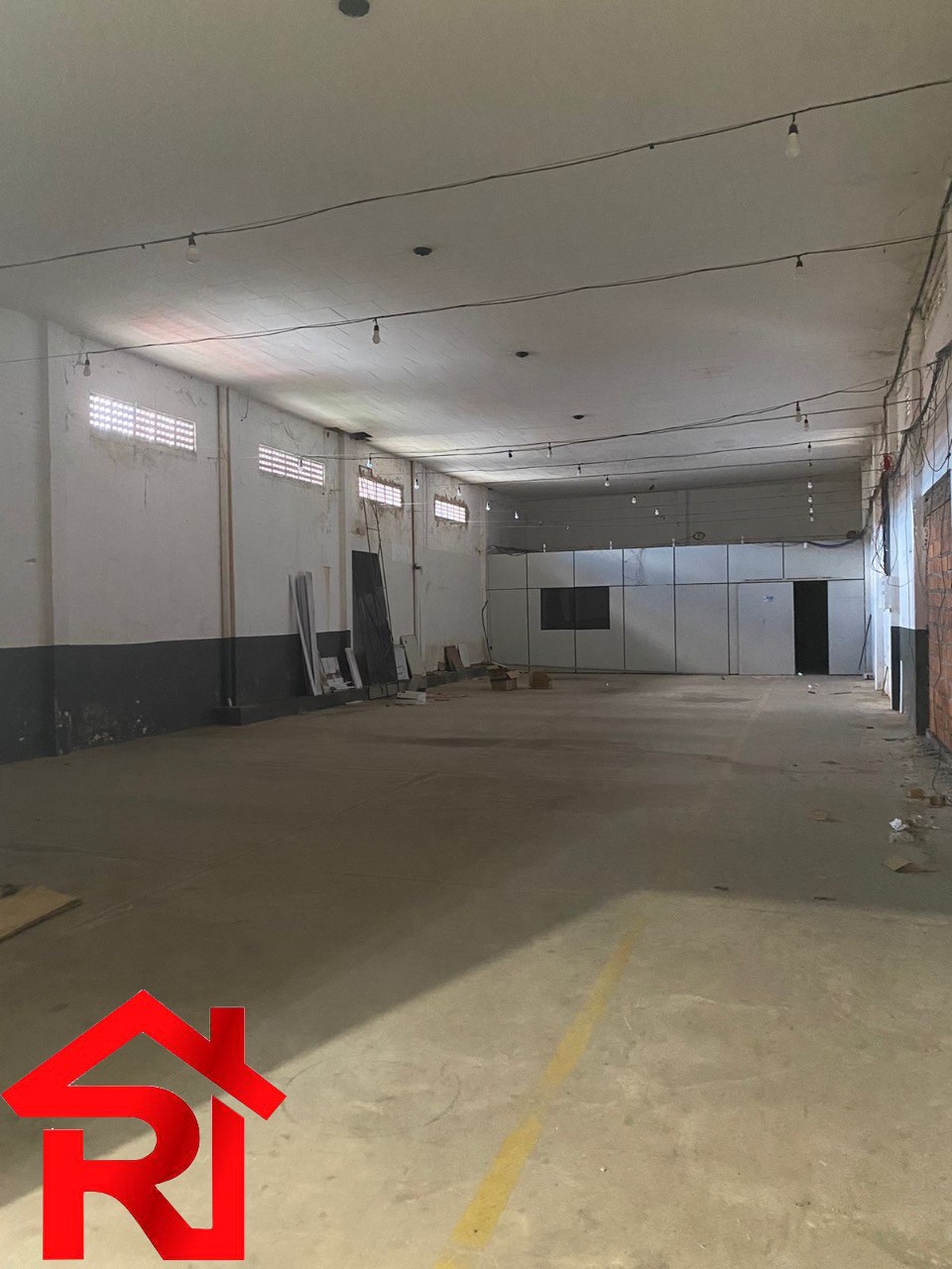 Depósito-Galpão-Armazém para alugar, 1000m² - Foto 3