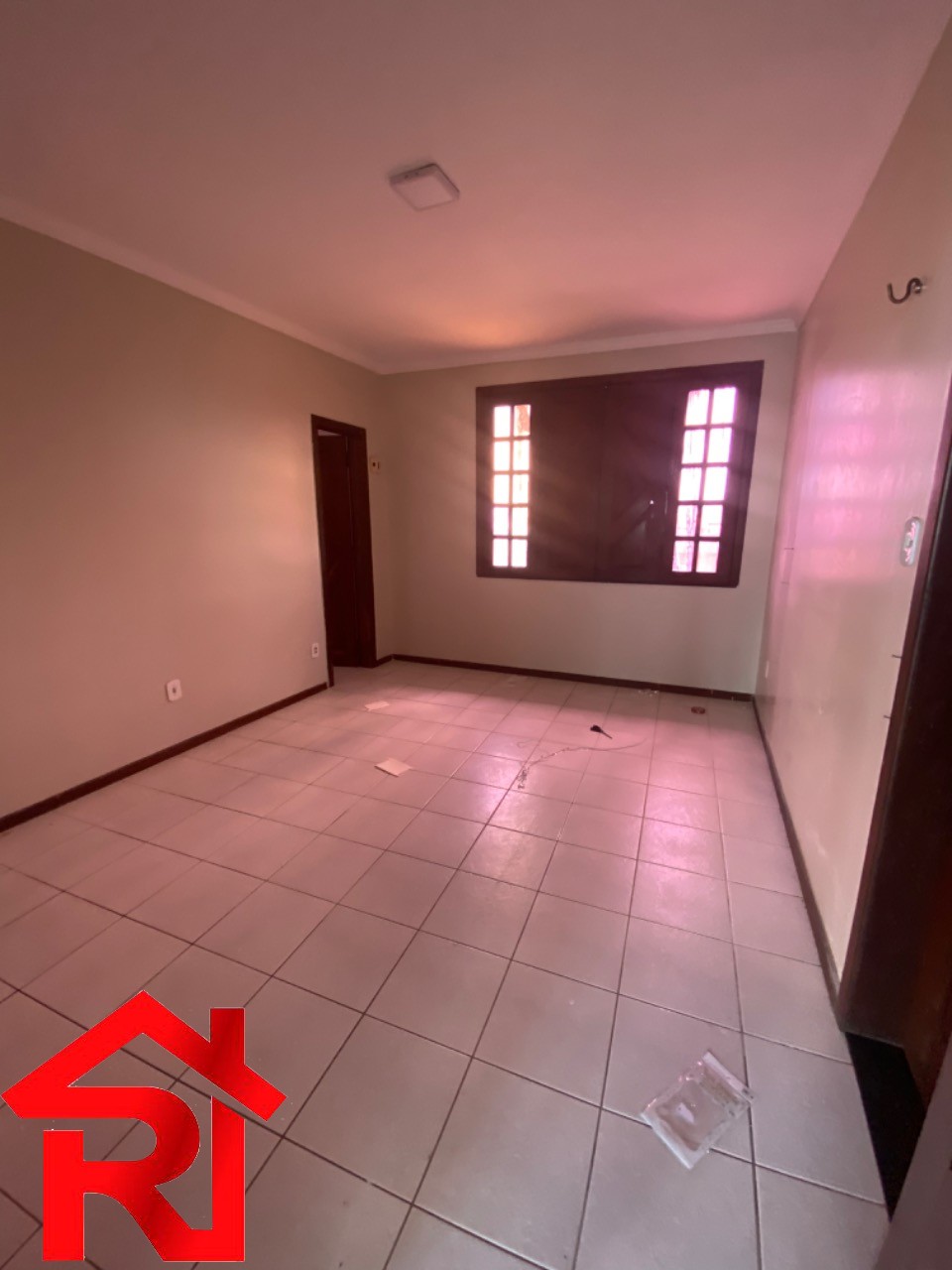 Casa à venda com 4 quartos, 1200m² - Foto 29