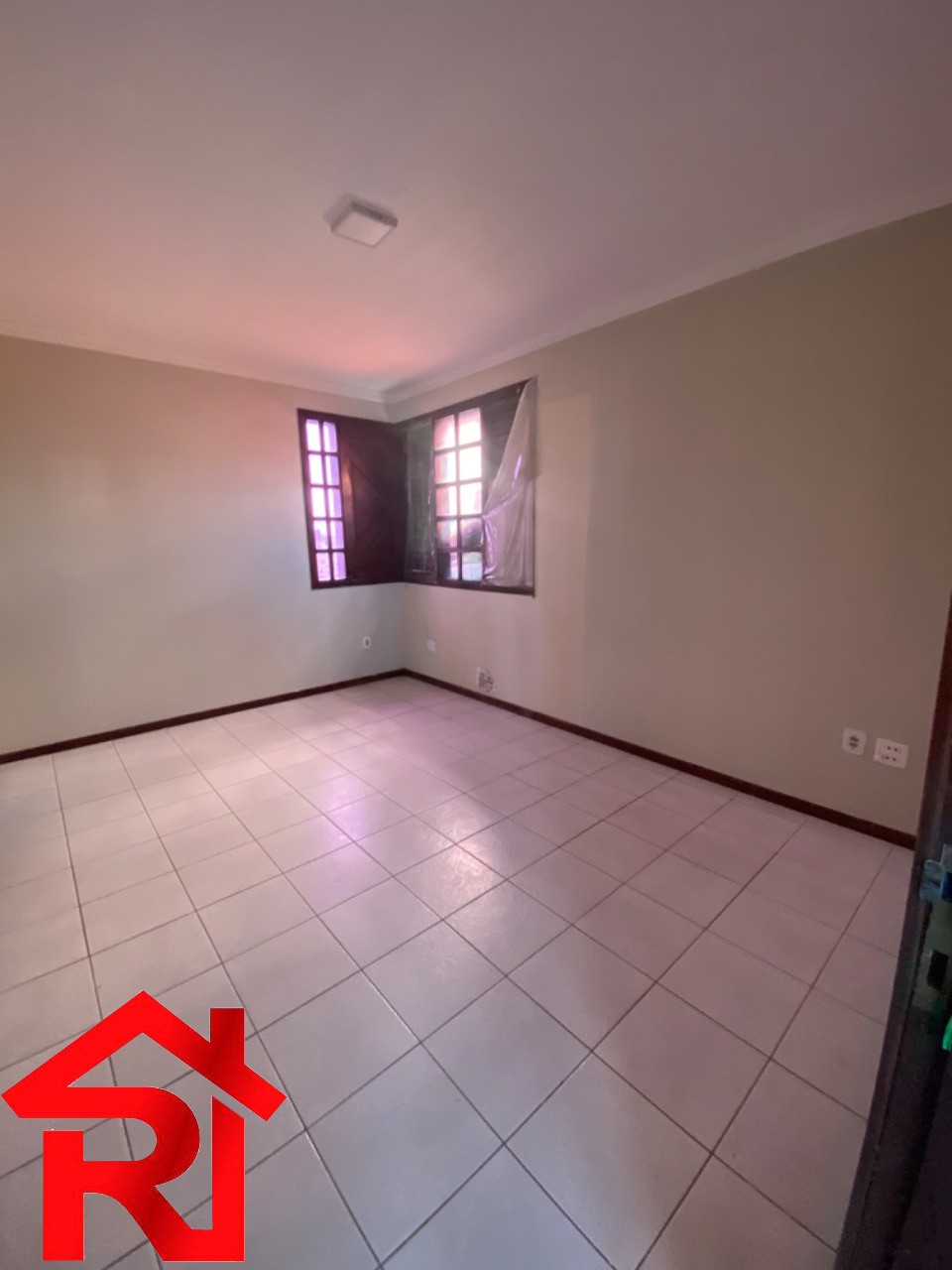 Casa à venda com 4 quartos, 1200m² - Foto 31