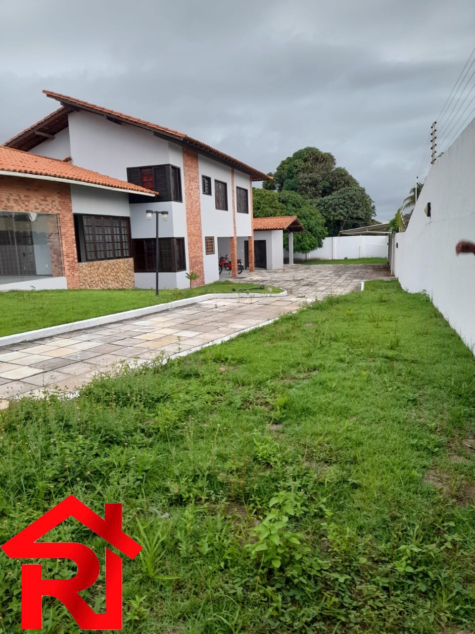 Casa à venda com 4 quartos, 1200m² - Foto 3