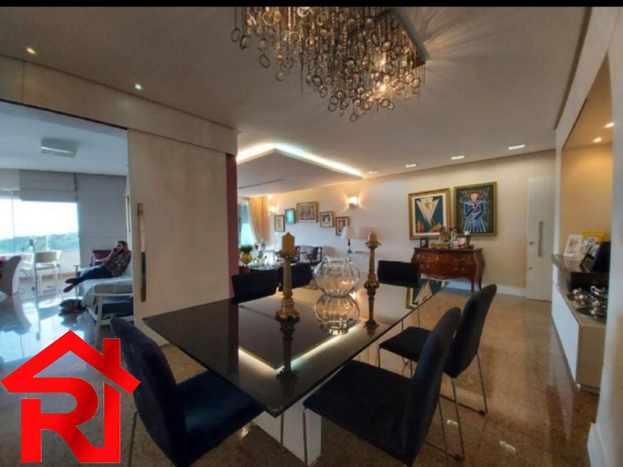 Apartamento à venda com 4 quartos, 217m² - Foto 14