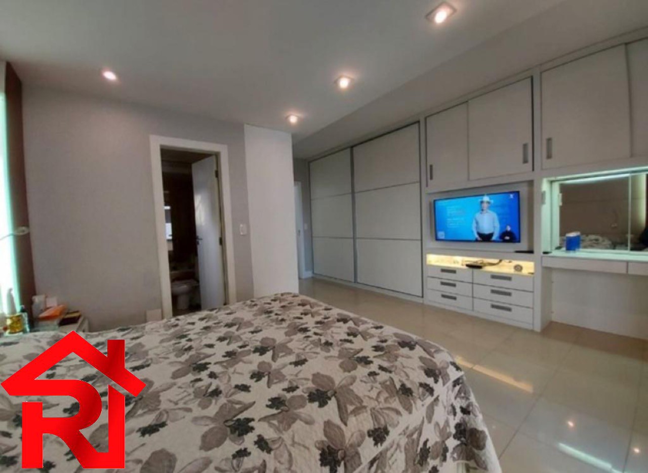 Apartamento à venda com 4 quartos, 217m² - Foto 7