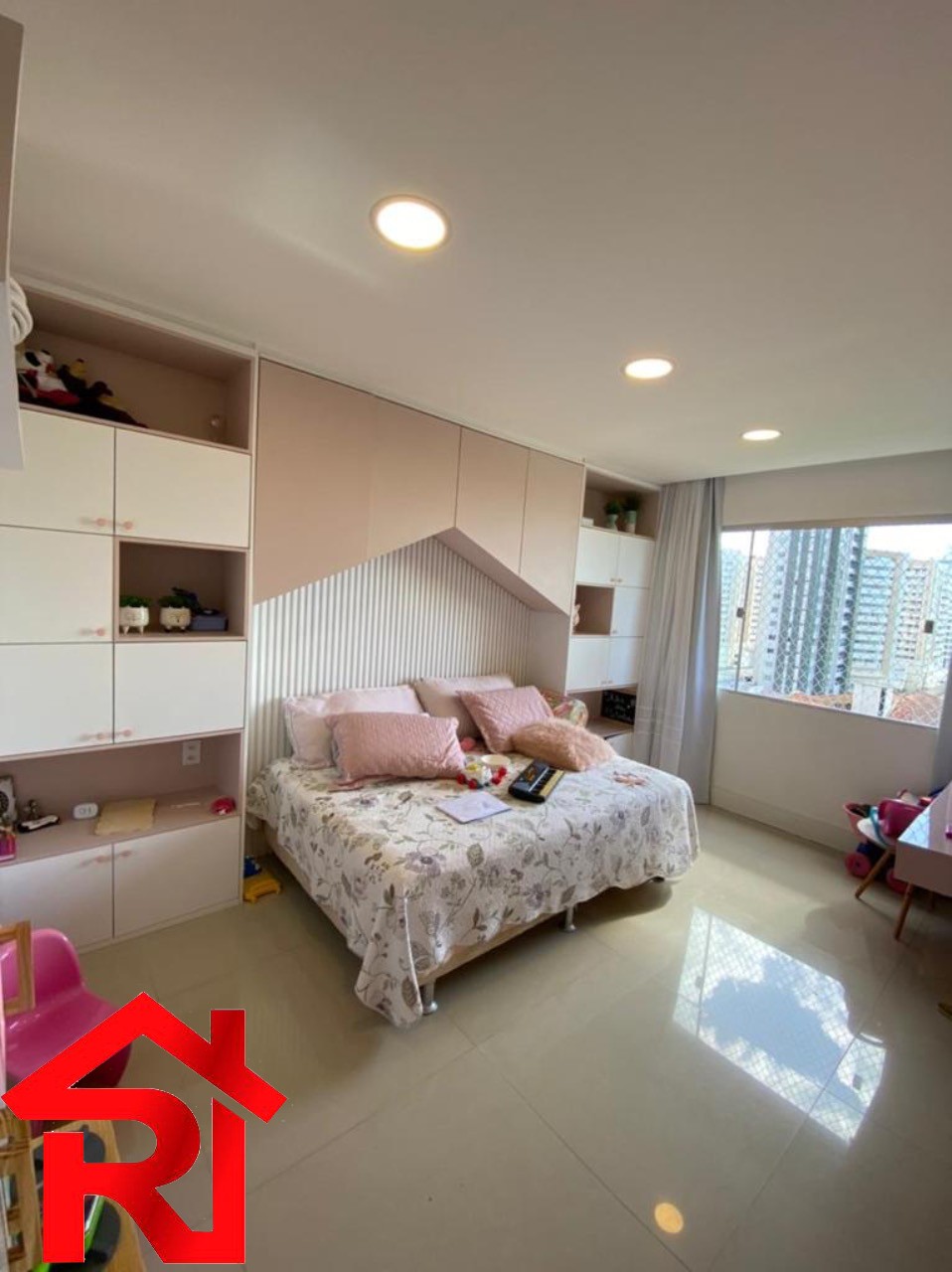 Apartamento para alugar com 3 quartos, 147m² - Foto 8