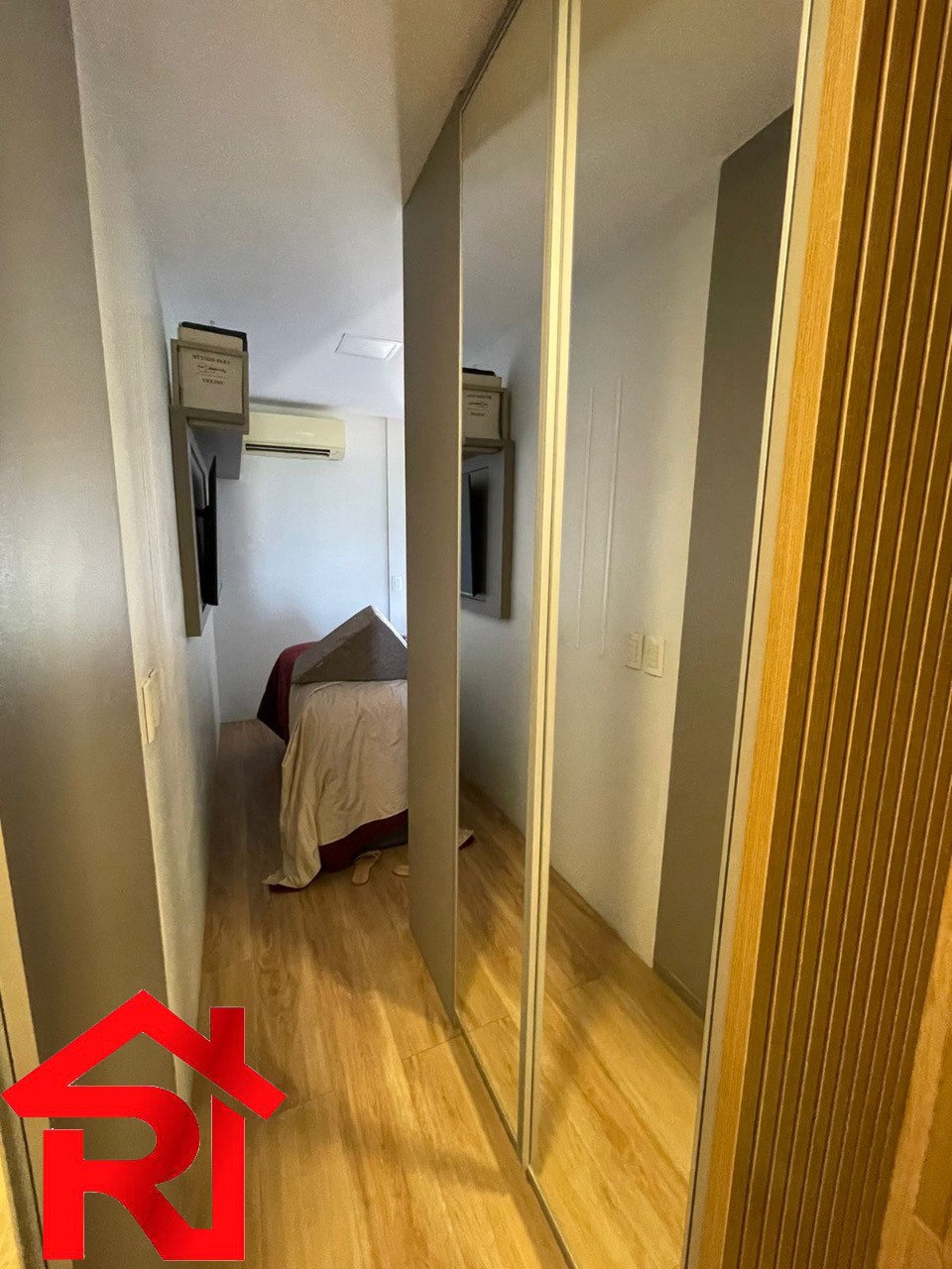 Apartamento à venda com 2 quartos, 74m² - Foto 3