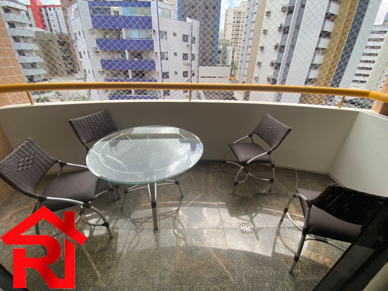 Apartamento para alugar com 3 quartos, 140m² - Foto 6