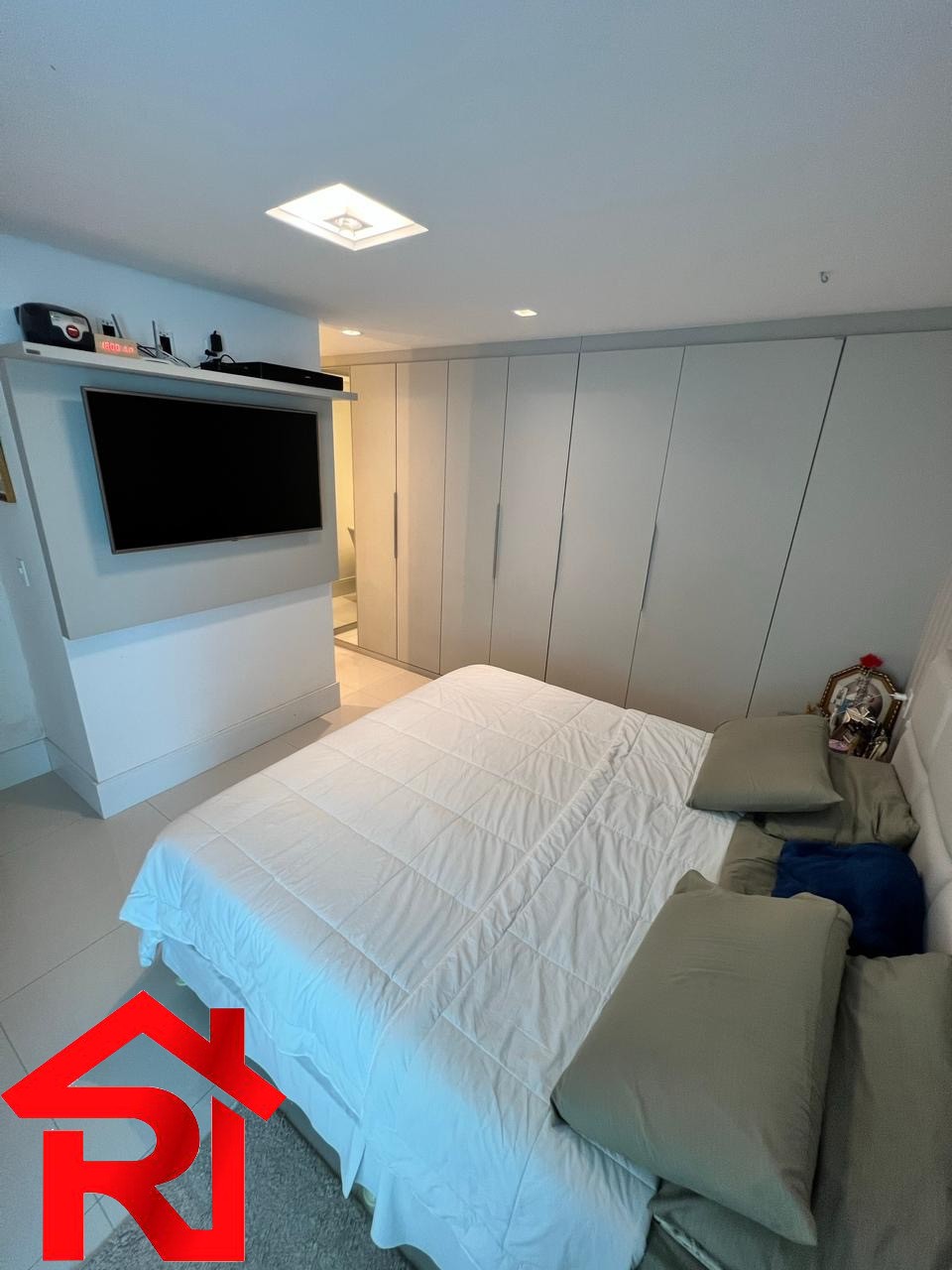 Apartamento à venda com 4 quartos, 200m² - Foto 25