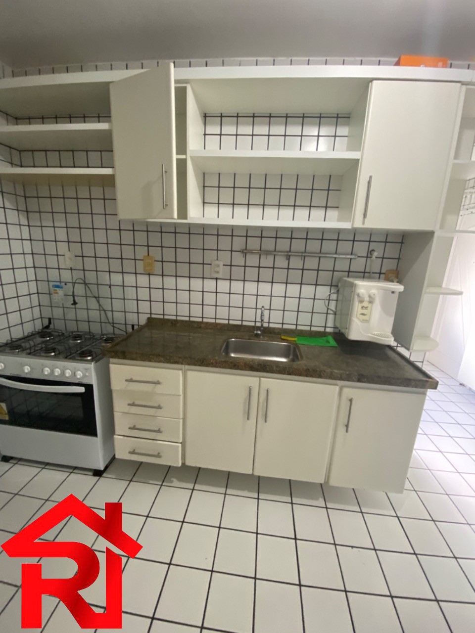 Apartamento para alugar com 3 quartos, 140m² - Foto 5