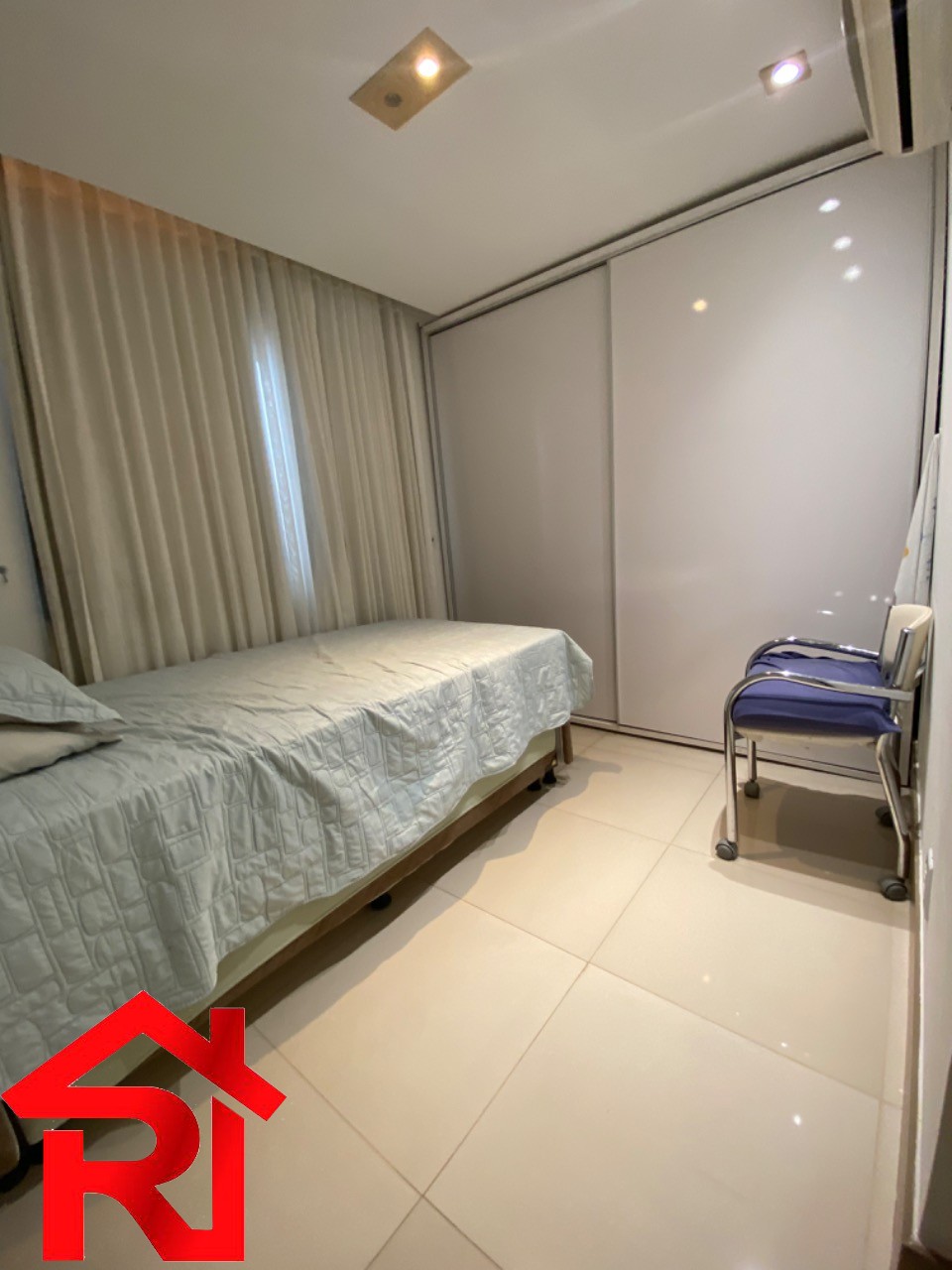 Apartamento à venda com 3 quartos, 98m² - Foto 15