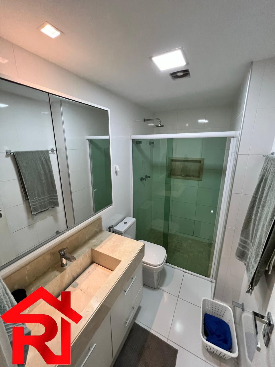 Apartamento à venda com 4 quartos, 200m² - Foto 13