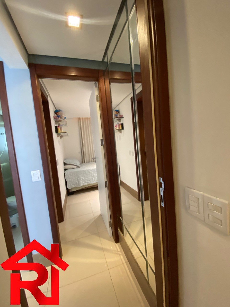 Apartamento à venda com 3 quartos, 98m² - Foto 23