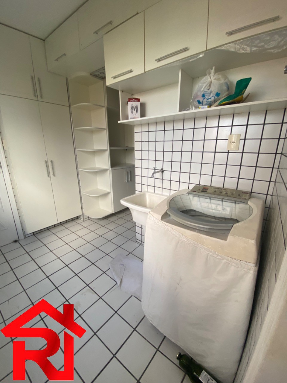 Apartamento para alugar com 3 quartos, 140m² - Foto 8