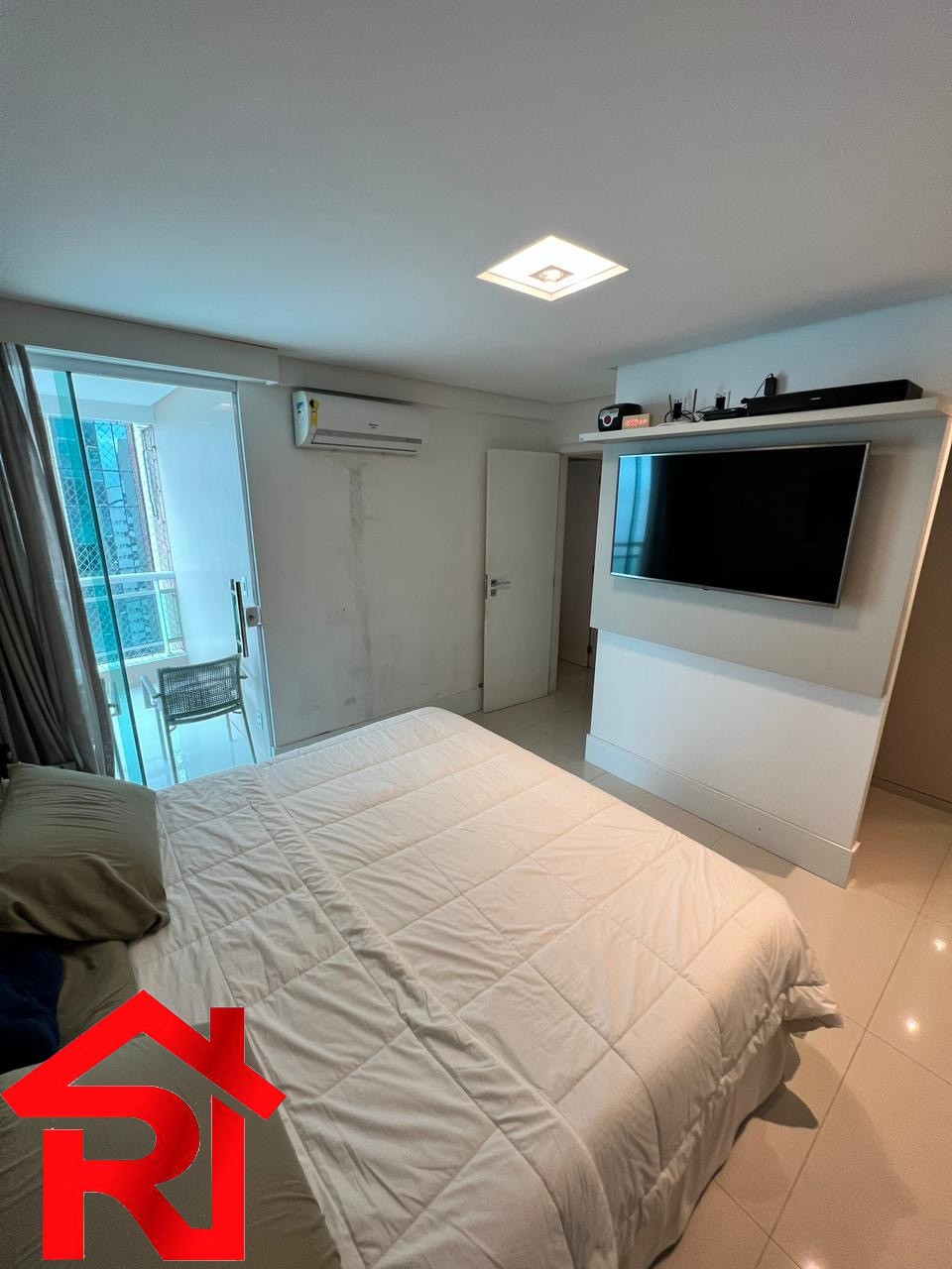 Apartamento à venda com 4 quartos, 200m² - Foto 23