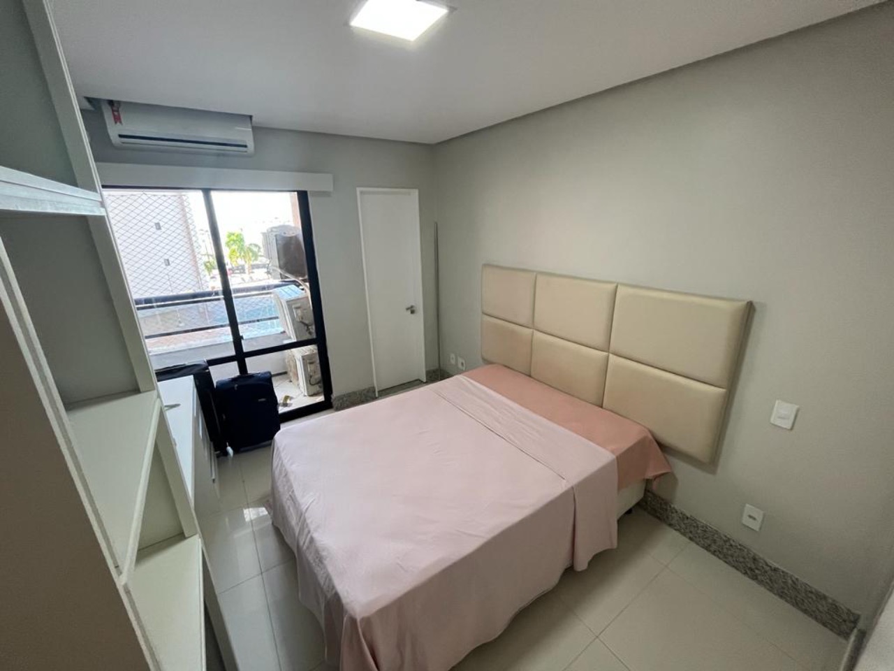 Apartamento para alugar com 4 quartos, 198m² - Foto 13