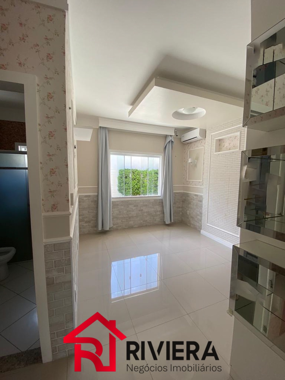 Casa à venda com 4 quartos, 590m² - Foto 4