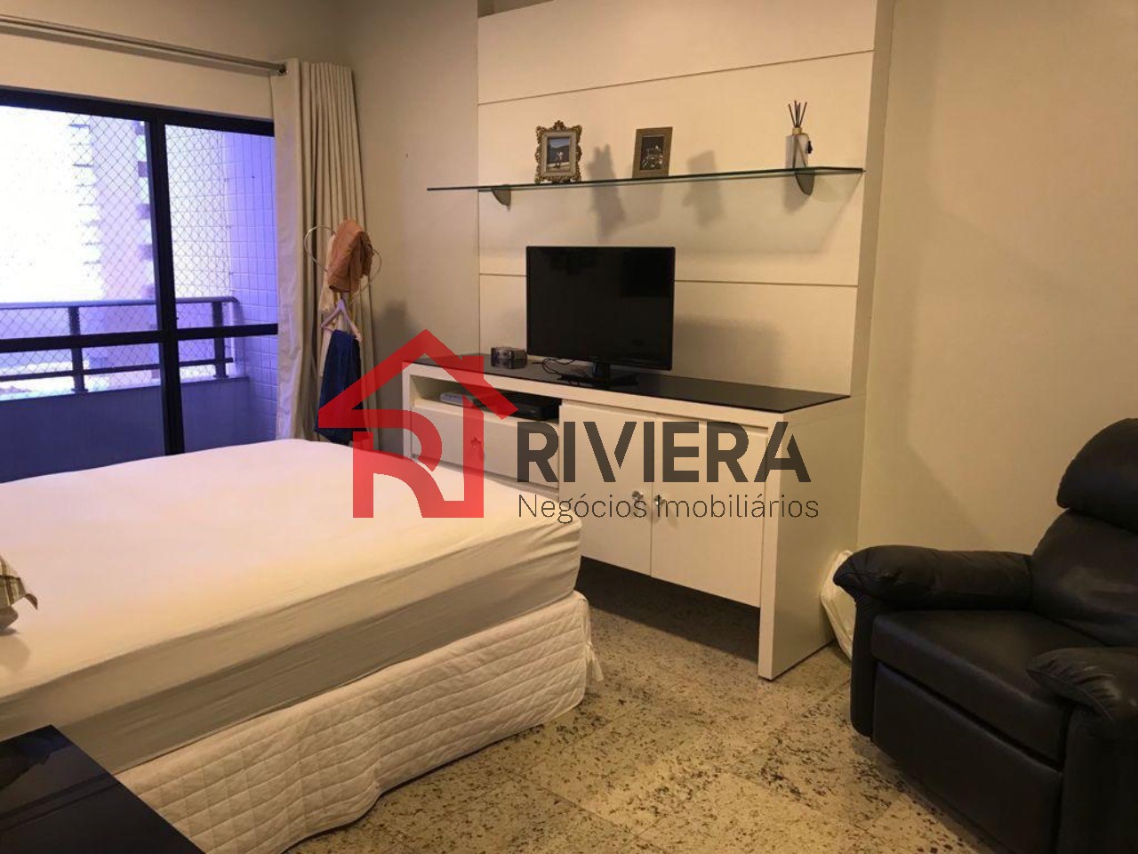 Apartamento para alugar com 3 quartos, 150m² - Foto 13