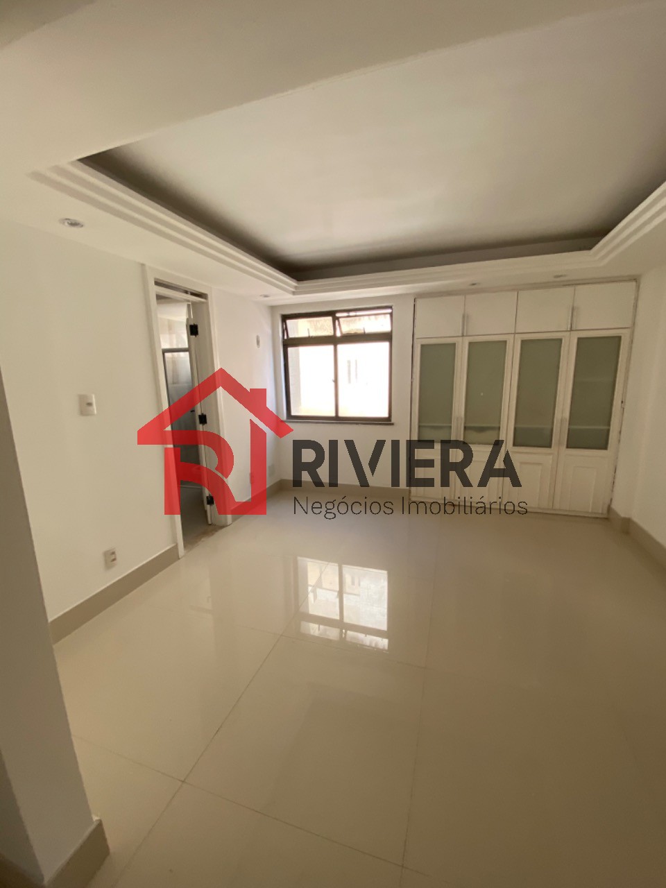 Apartamento à venda com 3 quartos, 200m² - Foto 13