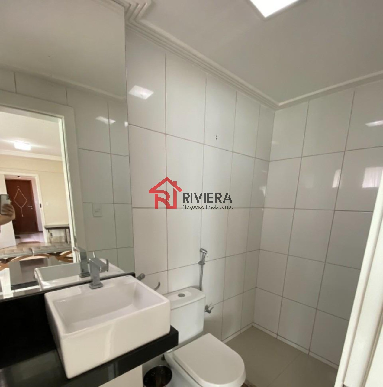 Apartamento para alugar com 3 quartos, 137m² - Foto 2