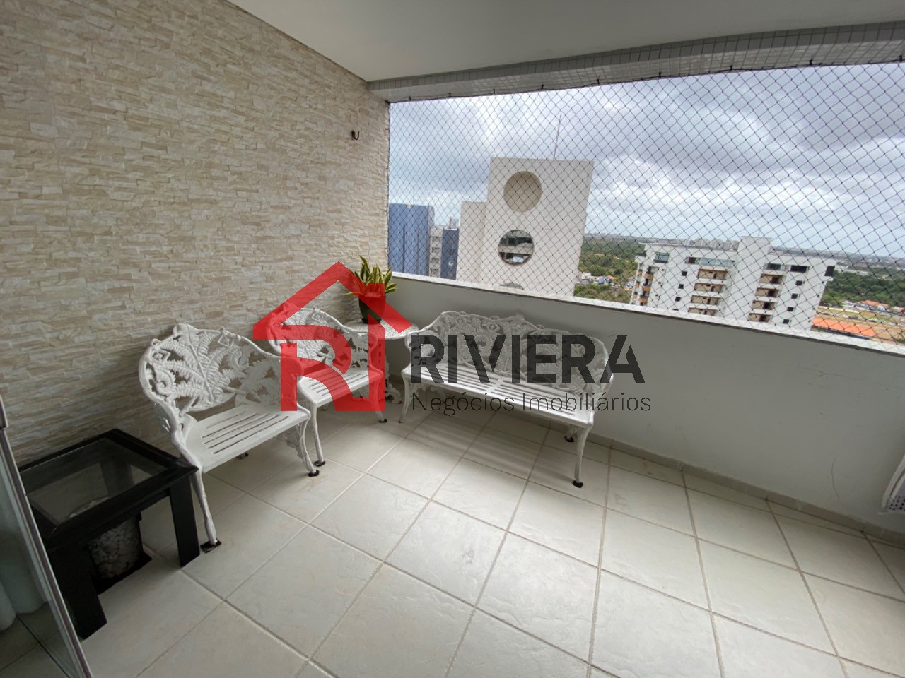 Apartamento à venda com 3 quartos, 178m² - Foto 3