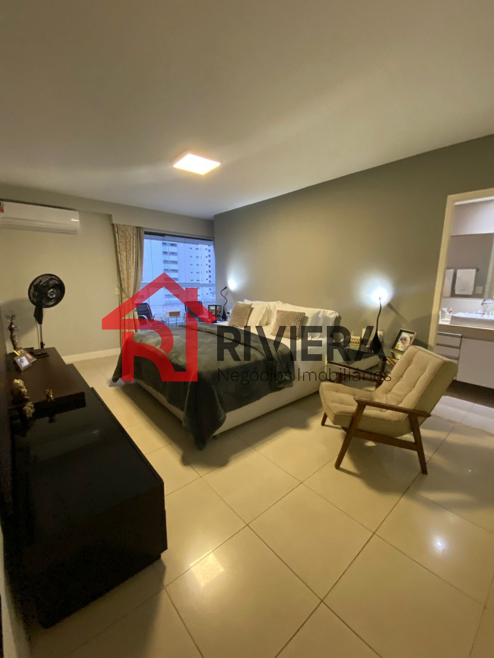 Apartamento à venda com 4 quartos, 200m² - Foto 8