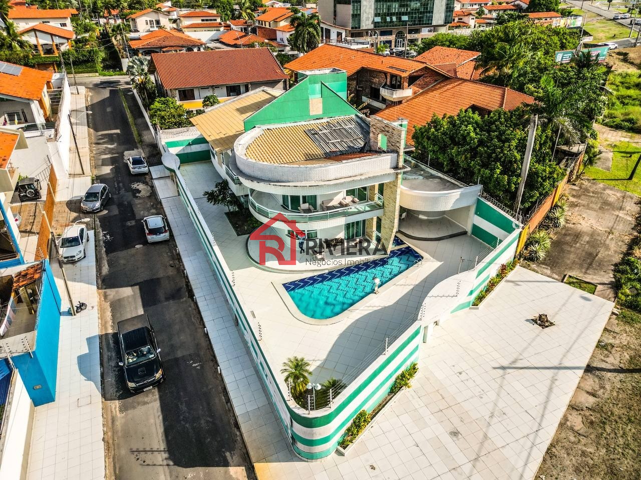 Casa à venda com 4 quartos, 715m² - Foto 2