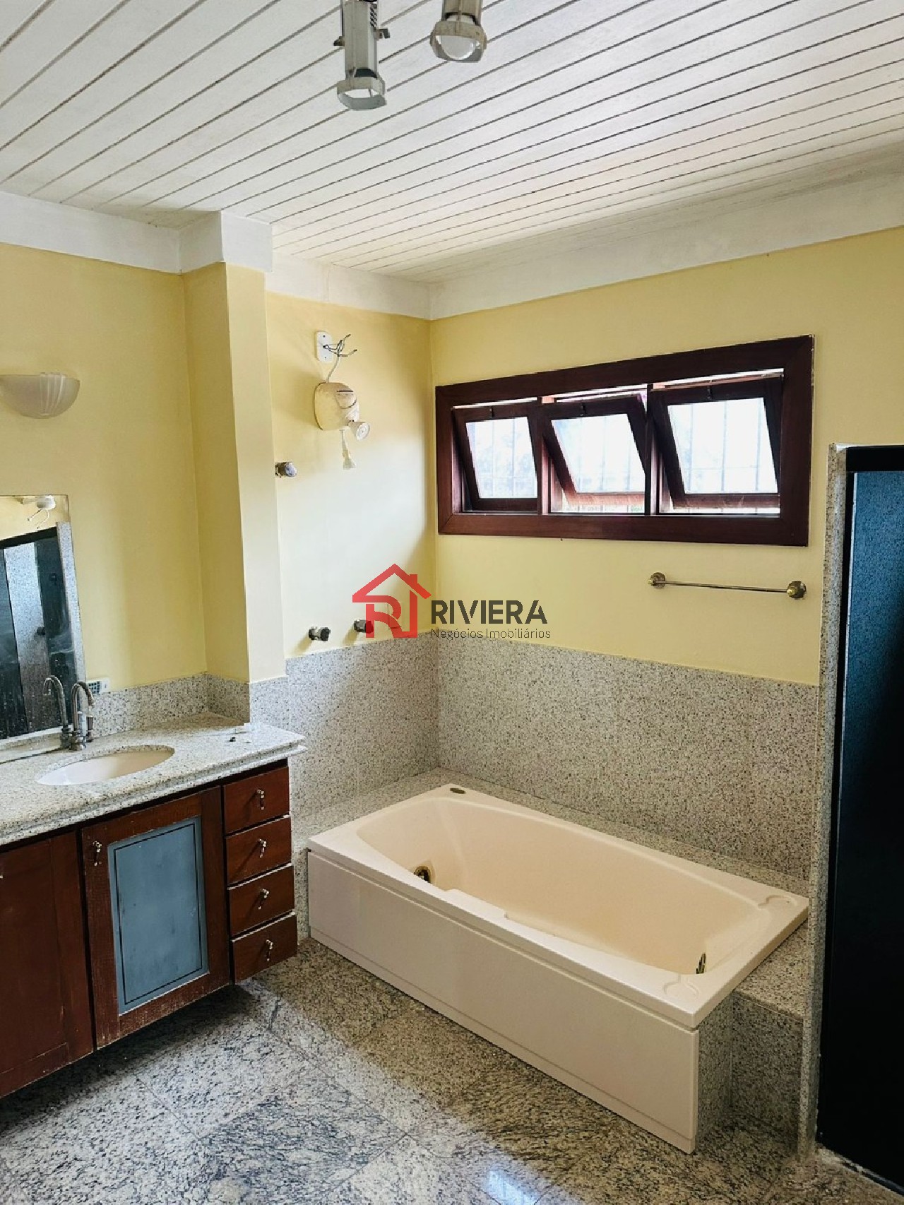 Casa à venda e aluguel com 3 quartos, 800m² - Foto 3