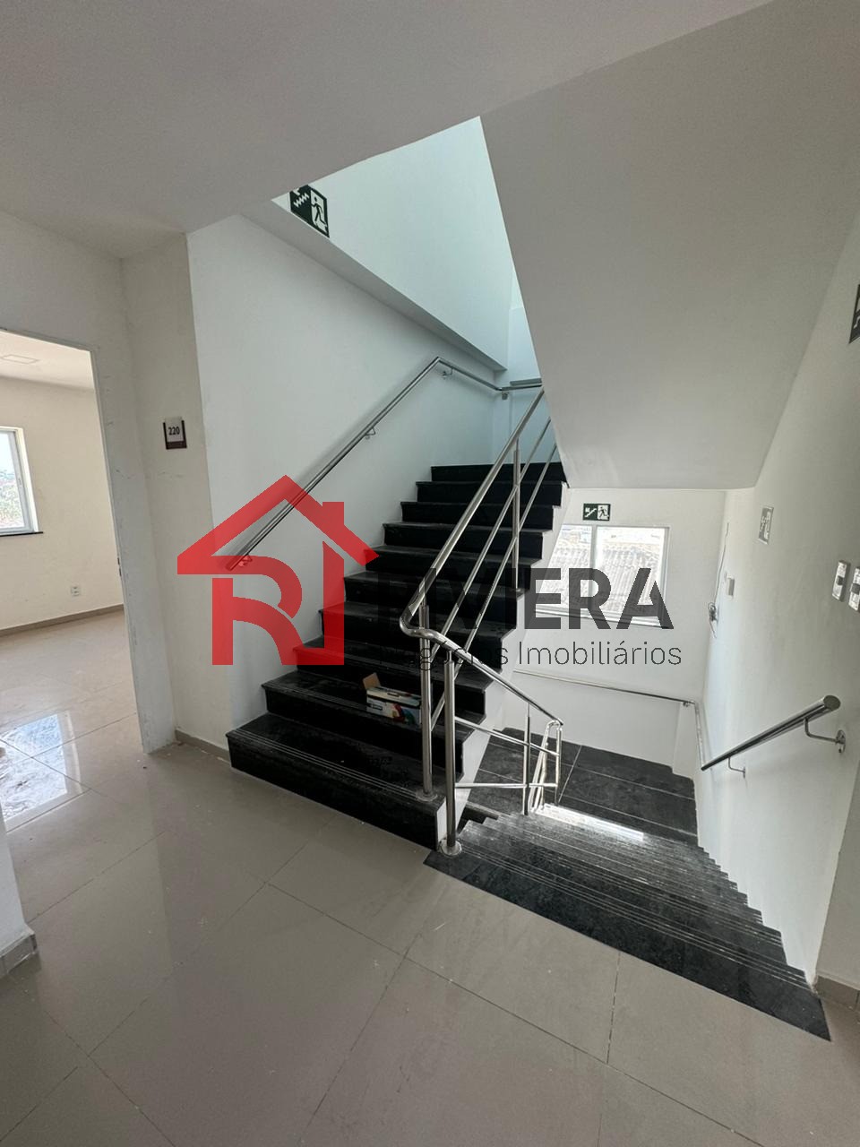 Prédio Inteiro - Foto 2