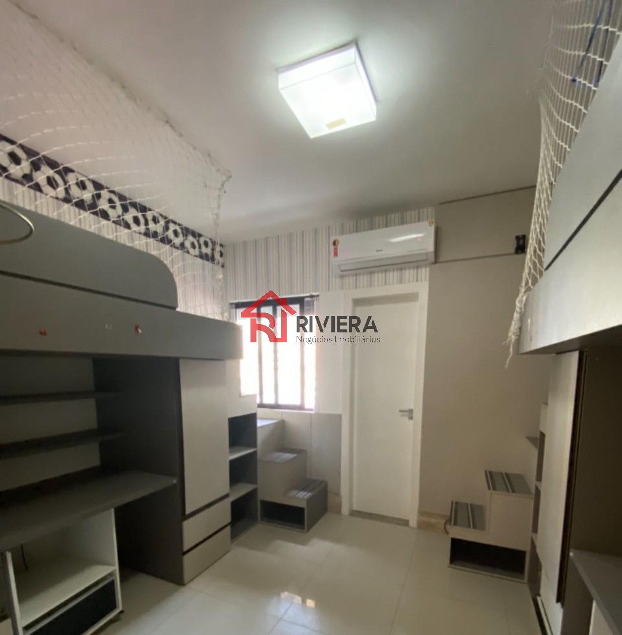 Apartamento para alugar com 3 quartos, 137m² - Foto 4