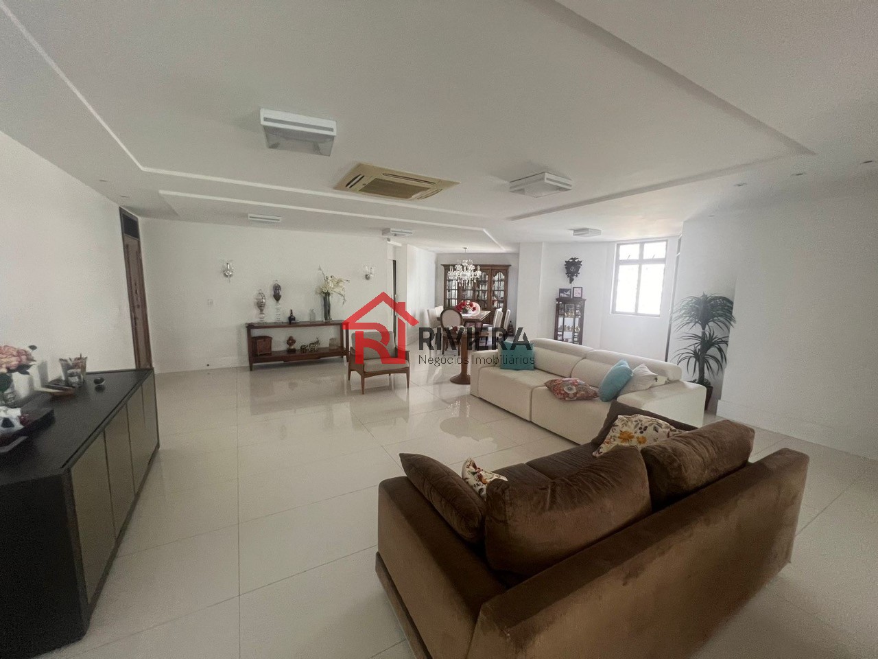 Apartamento para alugar com 3 quartos, 210m² - Foto 4