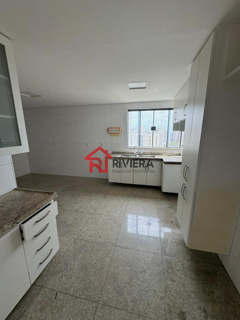 Cobertura para alugar com 4 quartos, 374m² - Foto 11