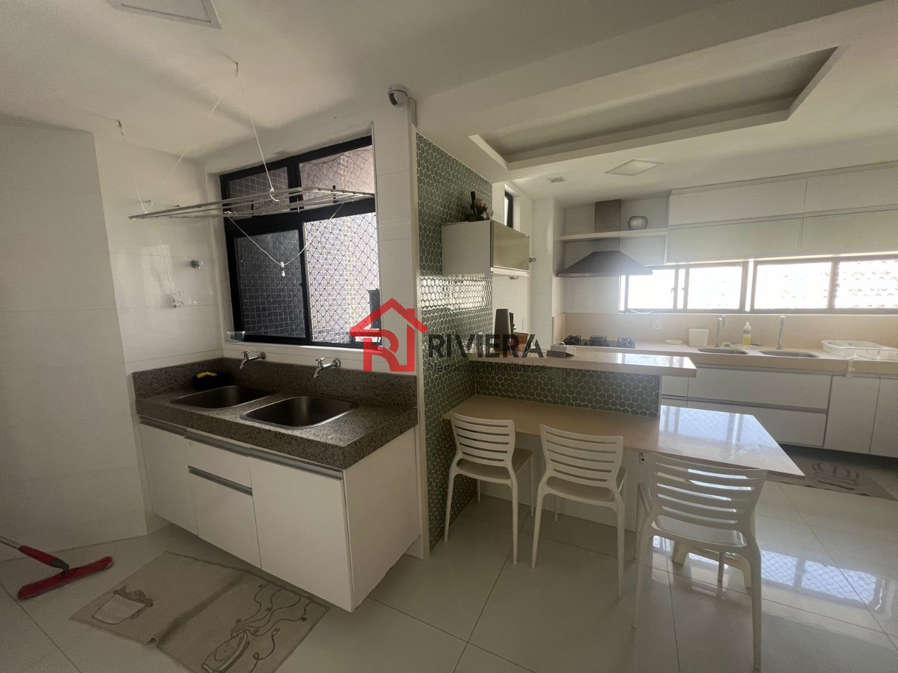 Apartamento para alugar com 3 quartos, 210m² - Foto 8