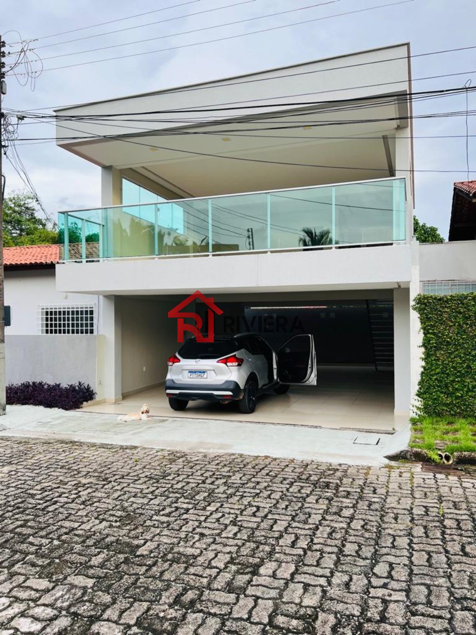 Casa para alugar com 4 quartos, 280m² - Foto 1