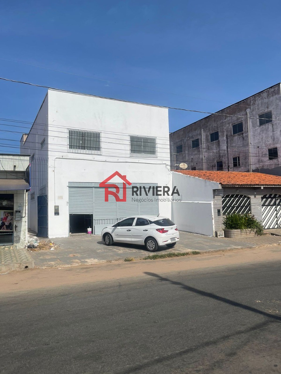Prédio Inteiro - Foto 1