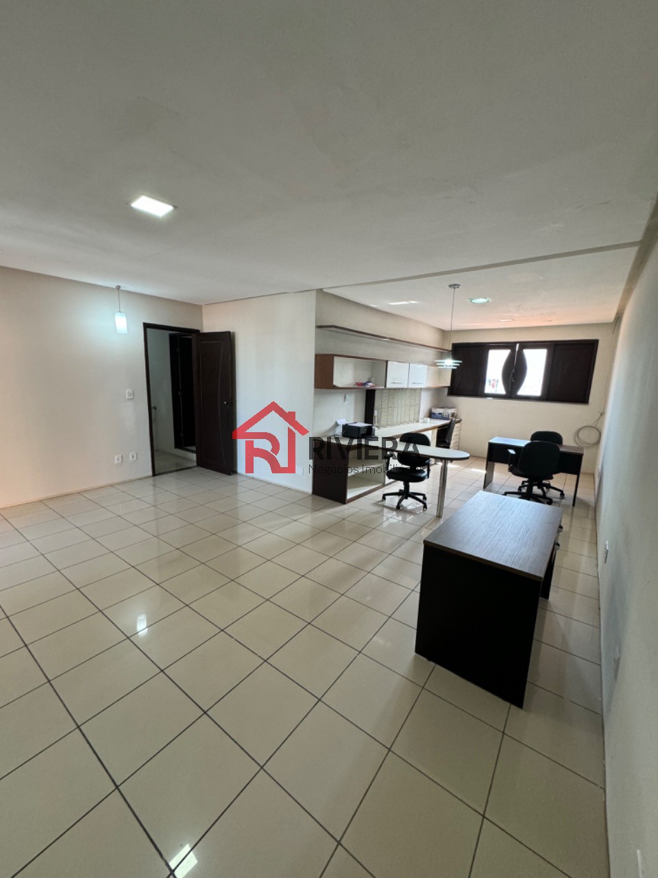 Casa para alugar com 4 quartos, 460m² - Foto 5