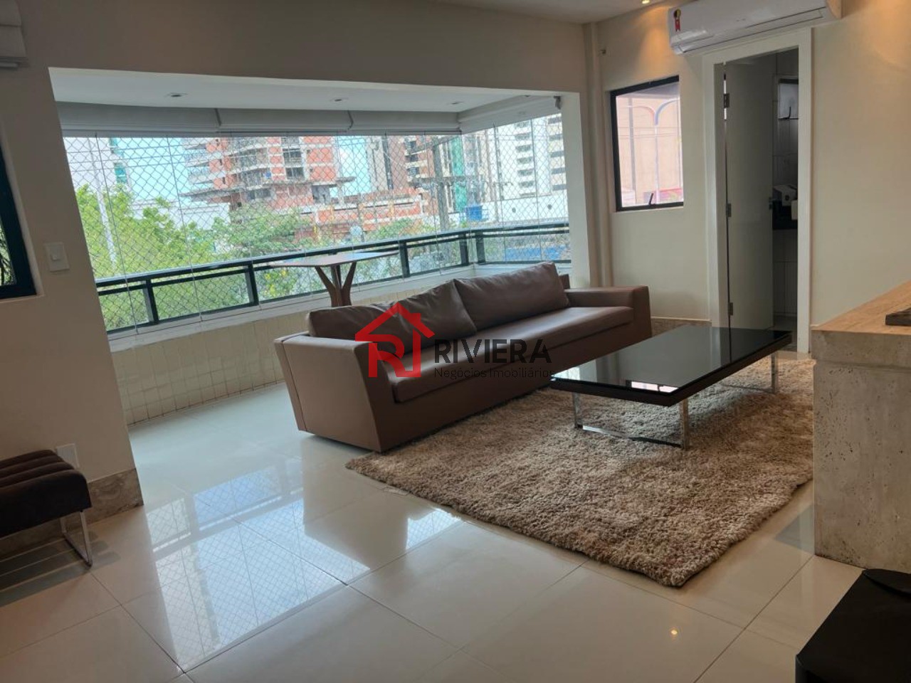 Apartamento para alugar com 4 quartos, 148m² - Foto 1