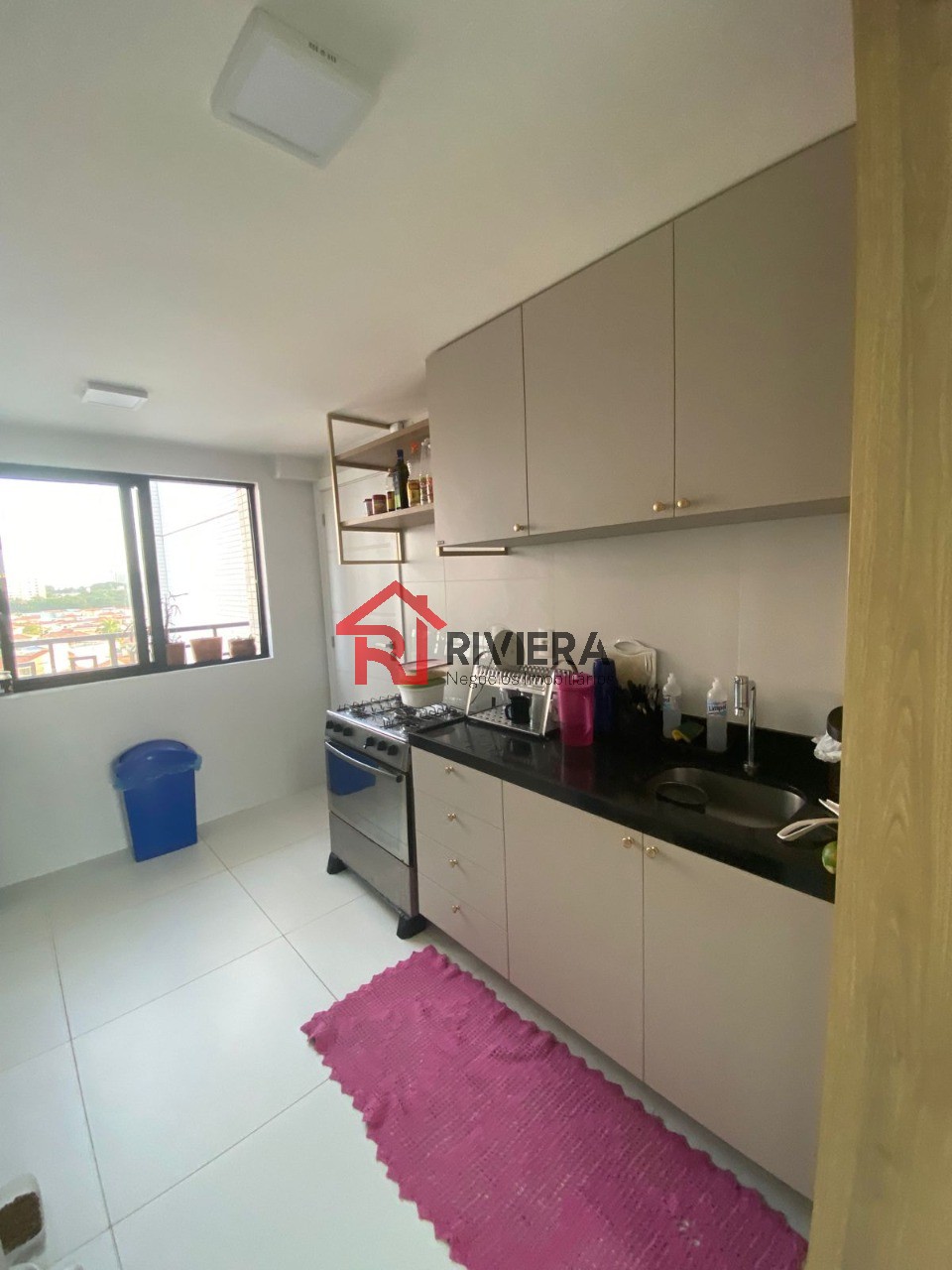 Apartamento à venda com 4 quartos, 143m² - Foto 2