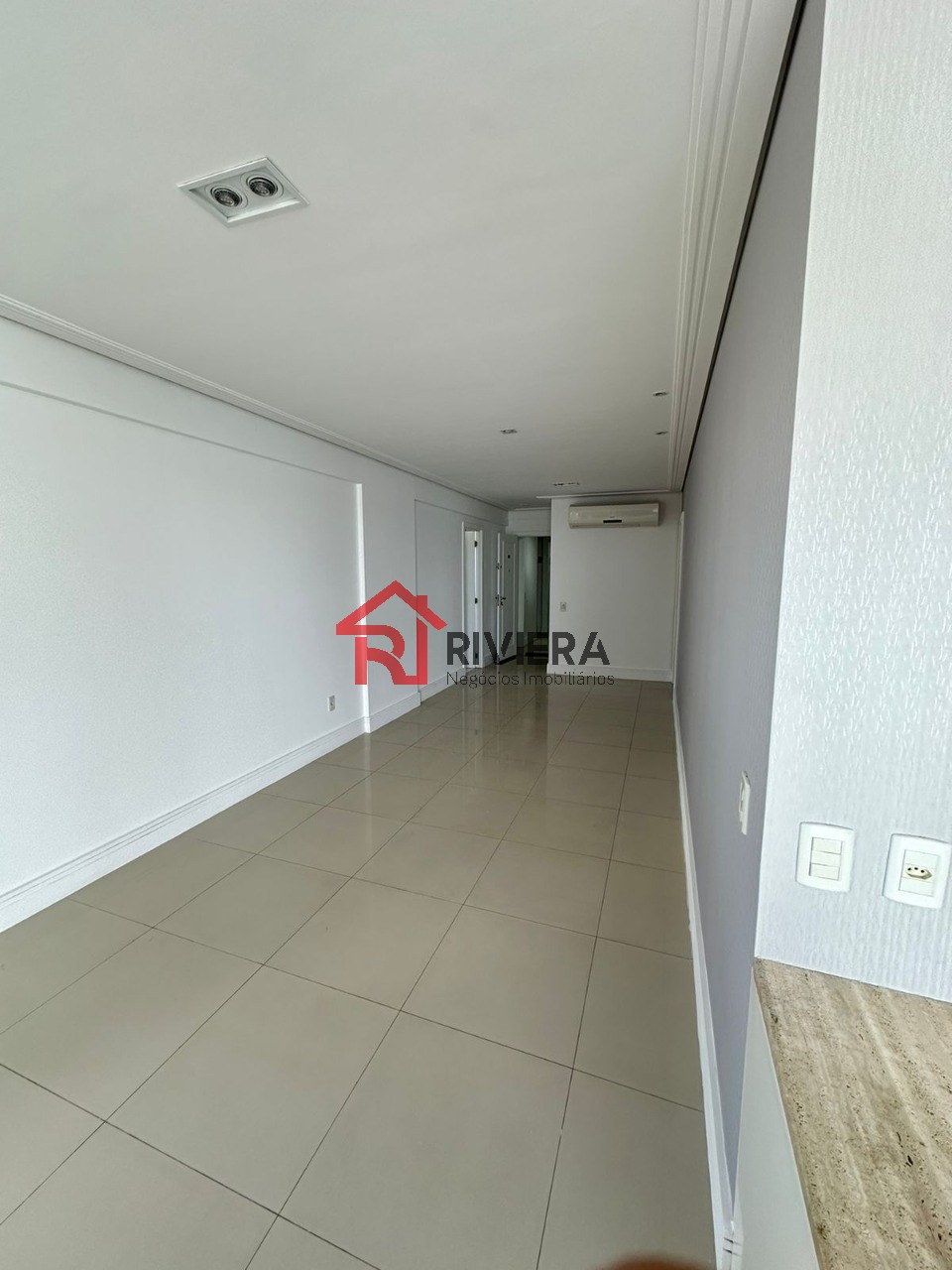 Apartamento à venda com 4 quartos, 209m² - Foto 26