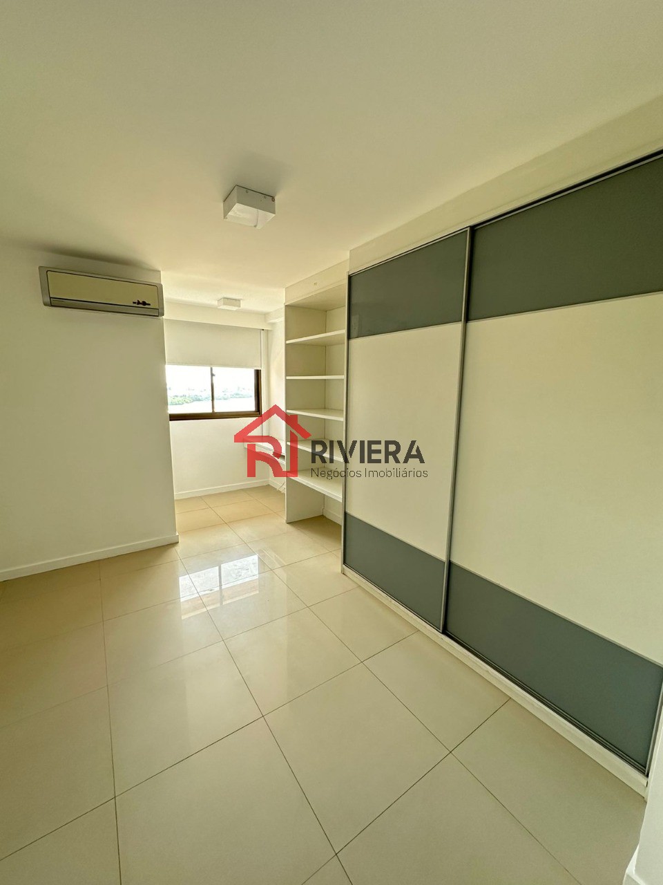 Apartamento à venda com 4 quartos, 209m² - Foto 13