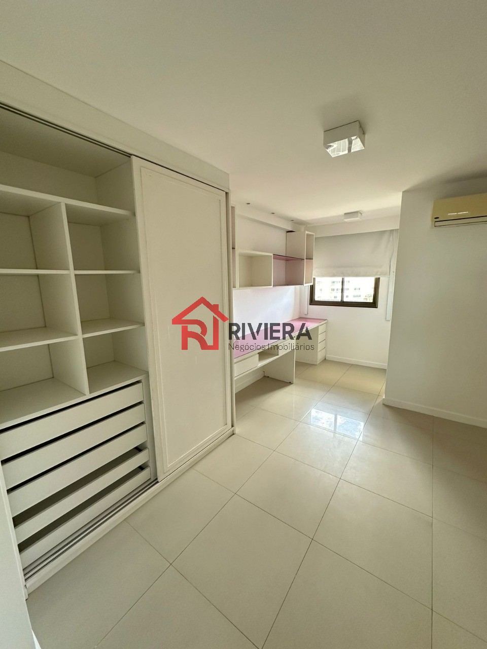 Apartamento à venda com 4 quartos, 209m² - Foto 15