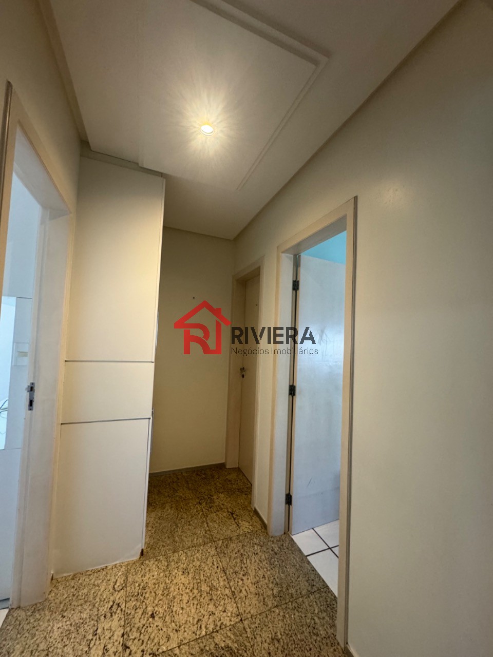 Apartamento para alugar com 3 quartos, 140m² - Foto 9