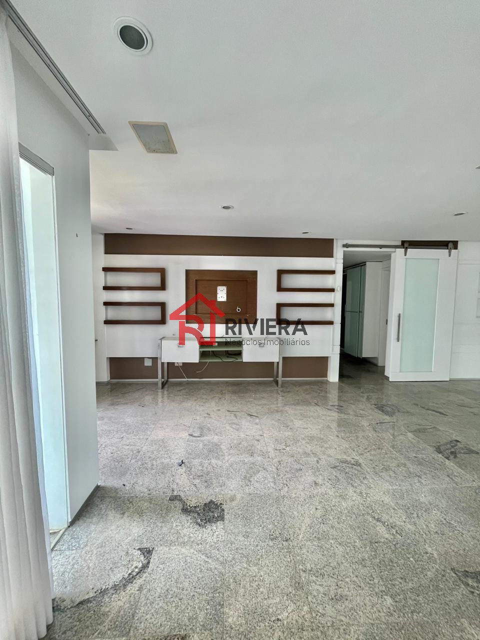 Apartamento à venda com 3 quartos, 200m² - Foto 10