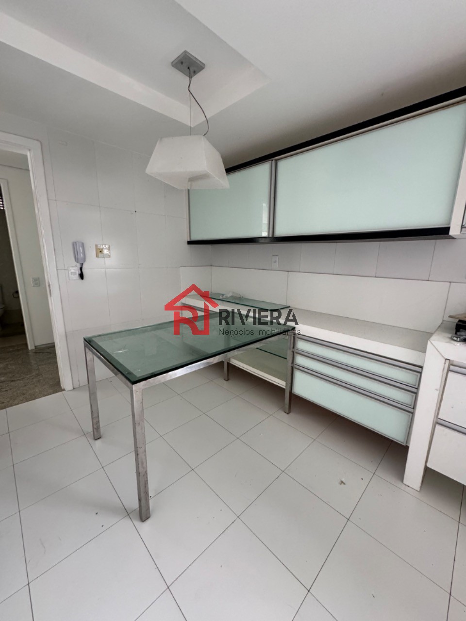 Apartamento à venda com 3 quartos, 200m² - Foto 10