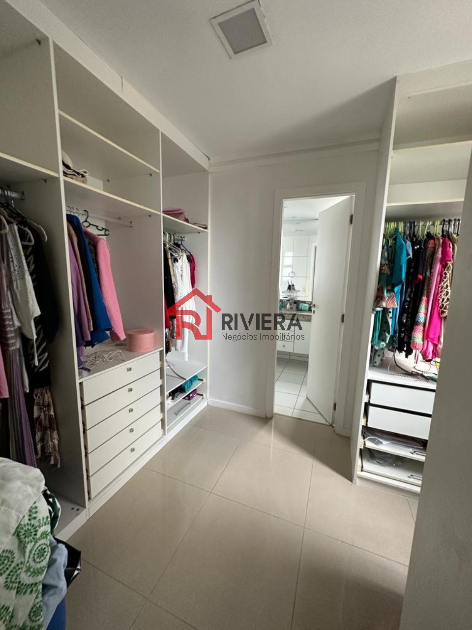 Apartamento para alugar com 3 quartos, 140m² - Foto 9