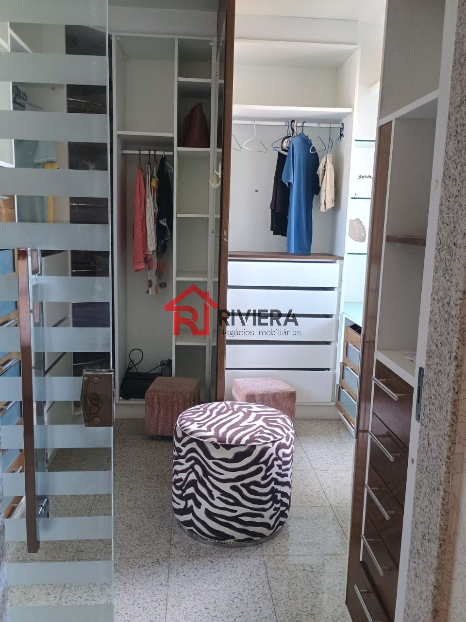 Apartamento para alugar com 3 quartos, 175m² - Foto 12