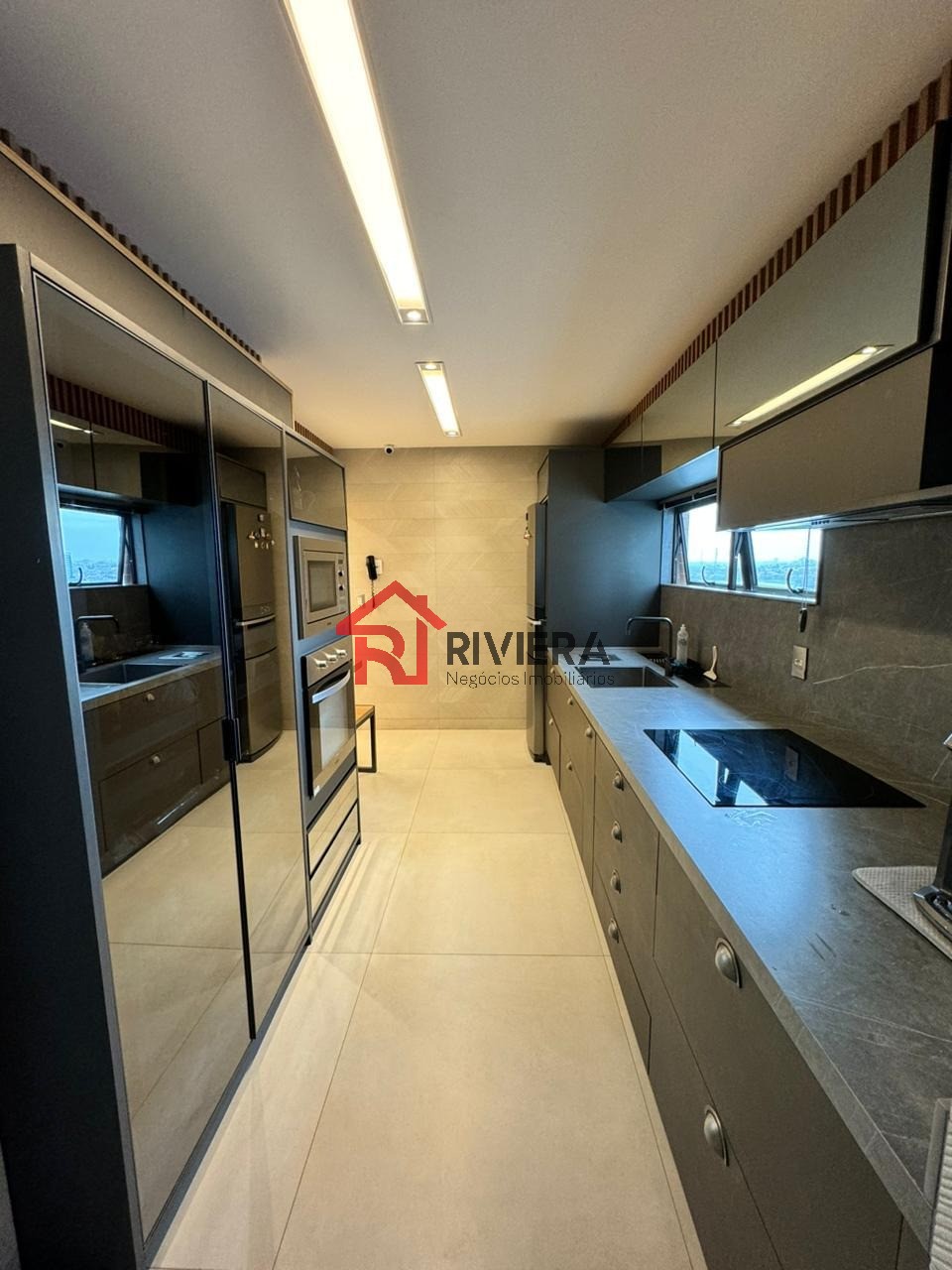 Apartamento à venda com 3 quartos, 188m² - Foto 14