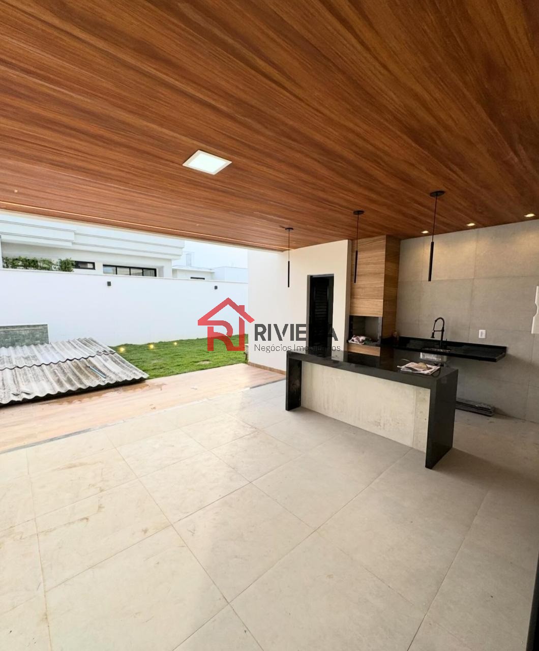 Casa à venda com 4 quartos, 360m² - Foto 2