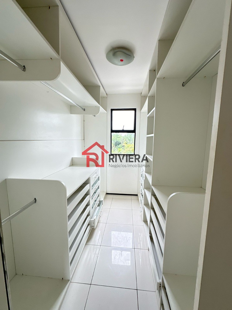 Apartamento à venda com 4 quartos, 175m² - Foto 2