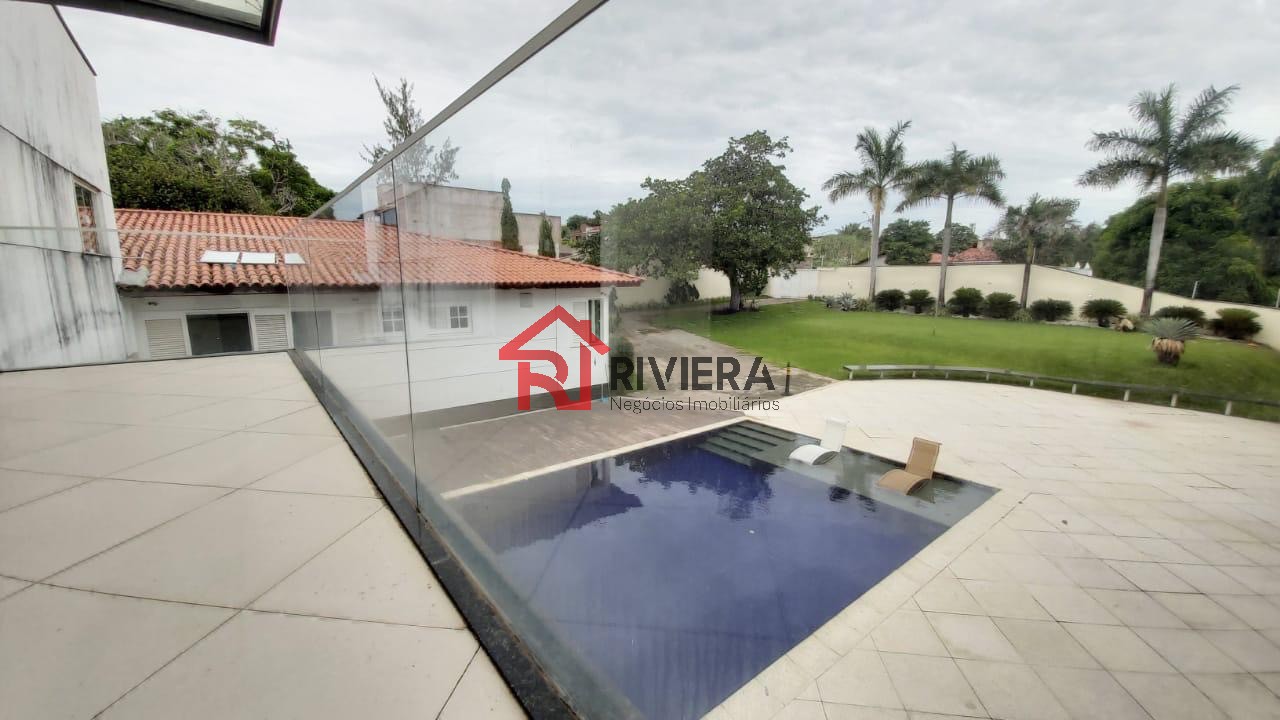 Casa para alugar com 5 quartos, 1600m² - Foto 1