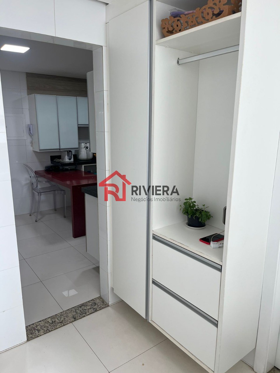 Apartamento à venda com 3 quartos, 179m² - Foto 19