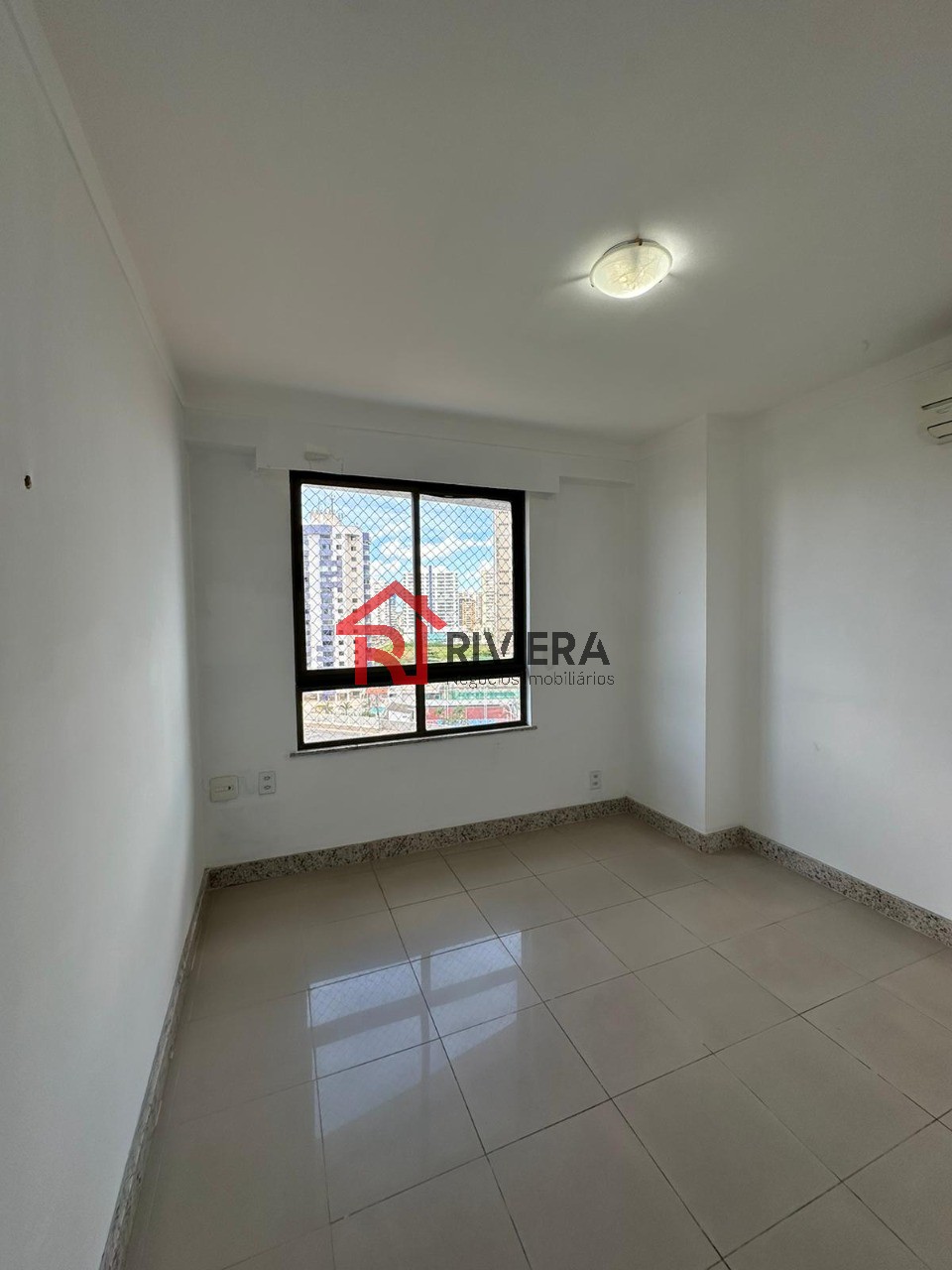 Apartamento para alugar com 2 quartos, 85m² - Foto 4